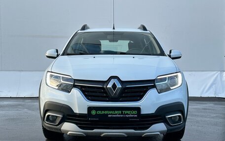 Renault Sandero II рестайлинг, 2020 год, 925 000 рублей, 2 фотография