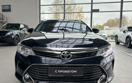 Toyota Camry, 2015 год, 2 330 000 рублей, 2 фотография