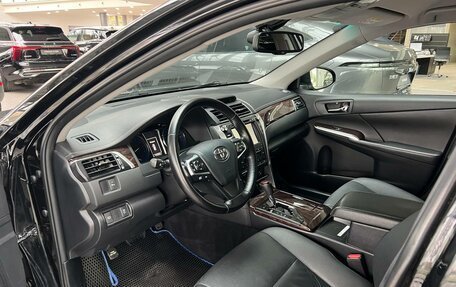 Toyota Camry, 2015 год, 2 330 000 рублей, 13 фотография