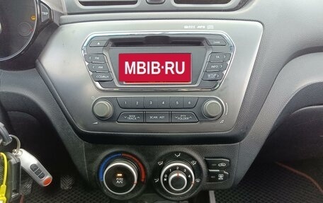 KIA Rio III рестайлинг, 2012 год, 989 000 рублей, 19 фотография