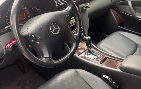 Mercedes-Benz C-Класс, 2004 год, 650 000 рублей, 9 фотография