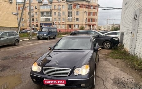 Mercedes-Benz C-Класс, 2004 год, 650 000 рублей, 7 фотография