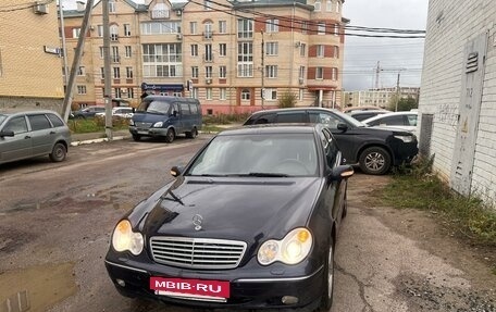 Mercedes-Benz C-Класс, 2004 год, 650 000 рублей, 2 фотография