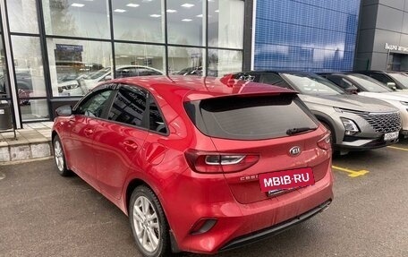 KIA cee'd III, 2019 год, 1 800 000 рублей, 12 фотография