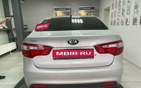 KIA Rio III рестайлинг, 2014 год, 850 000 рублей, 10 фотография