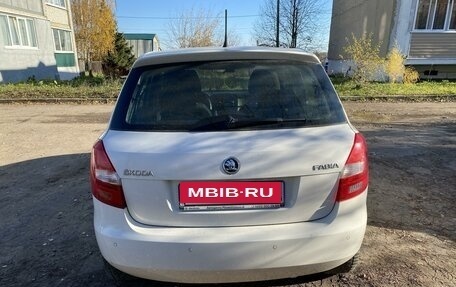 Skoda Fabia II, 2013 год, 800 000 рублей, 4 фотография