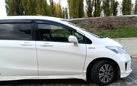 Honda Freed I, 2012 год, 1 300 000 рублей, 7 фотография