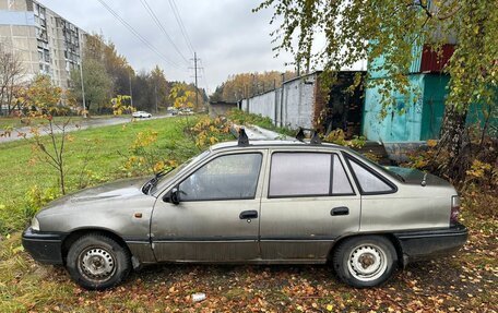 Daewoo Nexia I рестайлинг, 2001 год, 90 000 рублей, 2 фотография