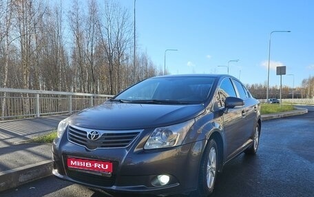 Toyota Avensis III рестайлинг, 2010 год, 1 000 000 рублей, 1 фотография