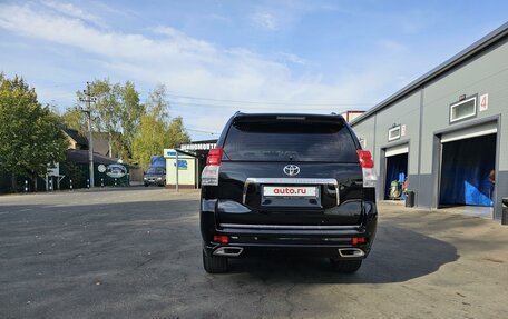 Toyota Land Cruiser Prado 150 рестайлинг 2, 2010 год, 2 899 000 рублей, 11 фотография