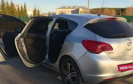 Opel Astra J, 2012 год, 750 000 рублей, 5 фотография