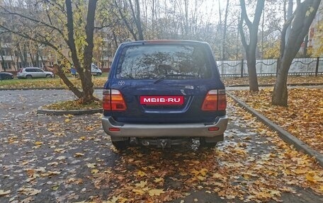 Toyota Land Cruiser 100 рестайлинг 2, 1999 год, 1 820 000 рублей, 11 фотография