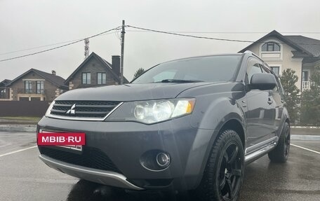 Mitsubishi Outlander III рестайлинг 3, 2008 год, 1 320 000 рублей, 2 фотография