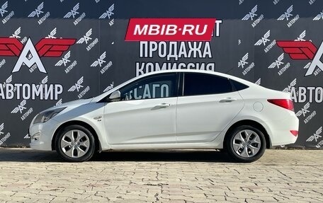 Hyundai Solaris II рестайлинг, 2015 год, 1 080 000 рублей, 4 фотография