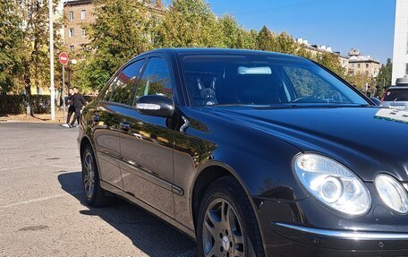 Mercedes-Benz E-Класс, 2005 год, 800 000 рублей, 8 фотография