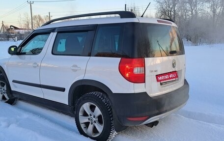 Skoda Yeti I рестайлинг, 2013 год, 1 240 000 рублей, 18 фотография