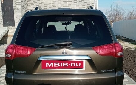 Mitsubishi Pajero Sport II рестайлинг, 2013 год, 2 200 000 рублей, 4 фотография