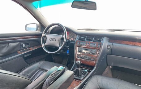 Audi A8, 1998 год, 555 000 рублей, 14 фотография