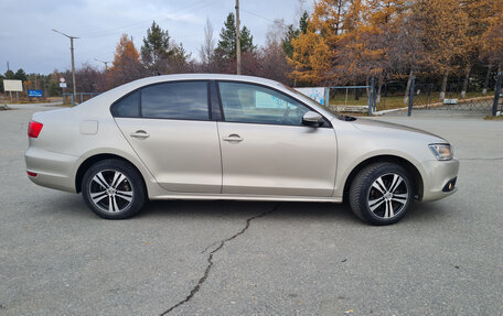 Volkswagen Jetta VI, 2012 год, 1 250 000 рублей, 7 фотография