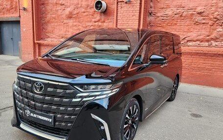 Toyota Alphard, 2024 год, 18 130 000 рублей, 2 фотография