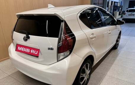 Toyota Aqua I, 2015 год, 1 200 000 рублей, 5 фотография