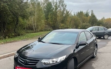 Honda Accord VIII рестайлинг, 2011 год, 1 500 000 рублей, 4 фотография