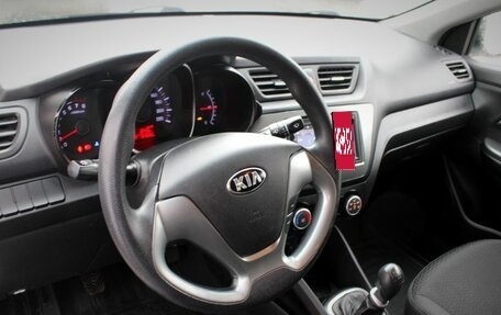 KIA Rio III рестайлинг, 2016 год, 940 000 рублей, 14 фотография