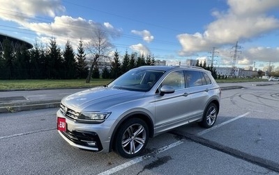 Volkswagen Tiguan II, 2018 год, 3 000 000 рублей, 1 фотография