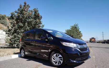 Honda Freed II, 2017 год, 1 825 000 рублей, 23 фотография