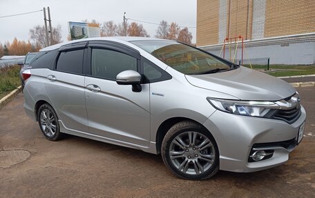 Honda Shuttle II, 2016 год, 1 380 000 рублей, 3 фотография