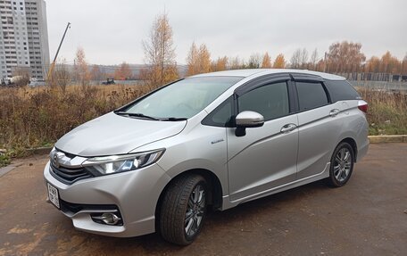 Honda Shuttle II, 2016 год, 1 380 000 рублей, 2 фотография