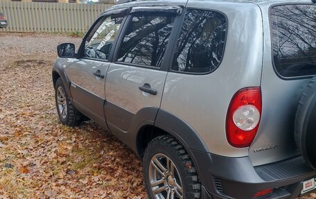 Chevrolet Niva I рестайлинг, 2015 год, 750 000 рублей, 11 фотография