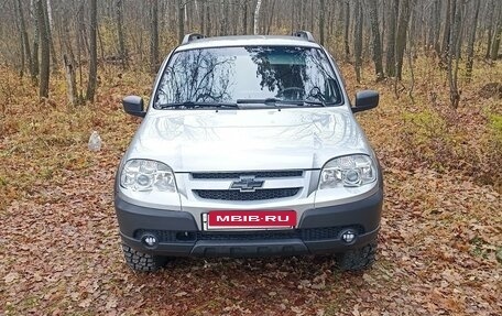 Chevrolet Niva I рестайлинг, 2015 год, 750 000 рублей, 15 фотография