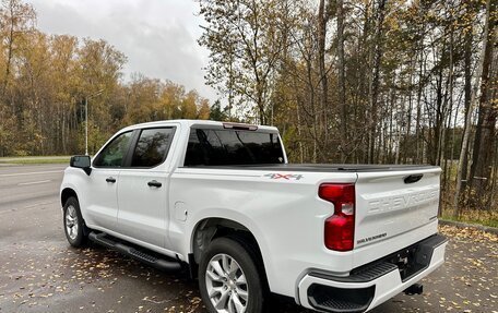 Chevrolet Silverado, 2023 год, 7 100 000 рублей, 3 фотография