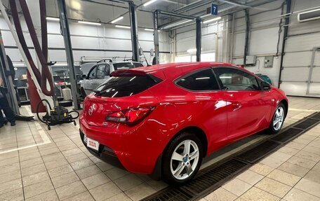 Opel Astra J, 2014 год, 1 000 000 рублей, 3 фотография