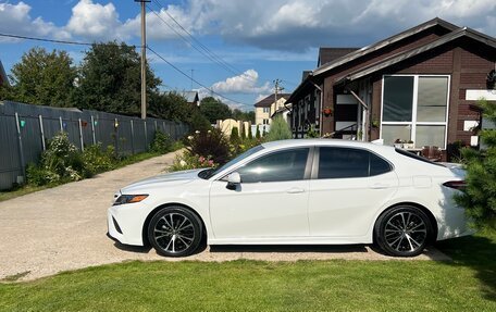 Toyota Camry, 2018 год, 2 650 000 рублей, 5 фотография