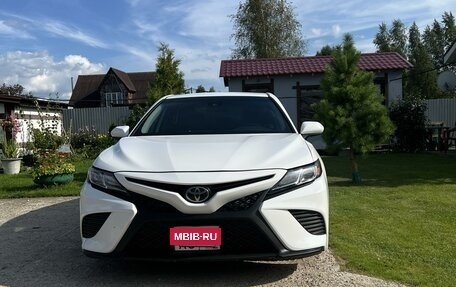 Toyota Camry, 2018 год, 2 650 000 рублей, 4 фотография