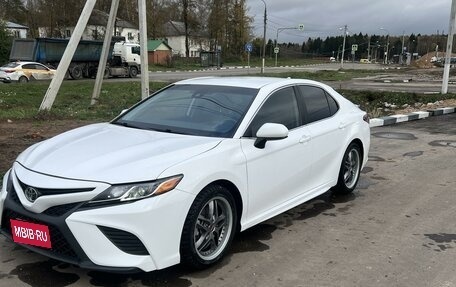 Toyota Camry, 2018 год, 2 650 000 рублей, 18 фотография