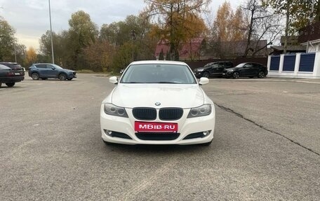 BMW 3 серия, 2011 год, 1 190 000 рублей, 8 фотография