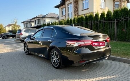 Toyota Camry, 2023 год, 5 000 000 рублей, 3 фотография