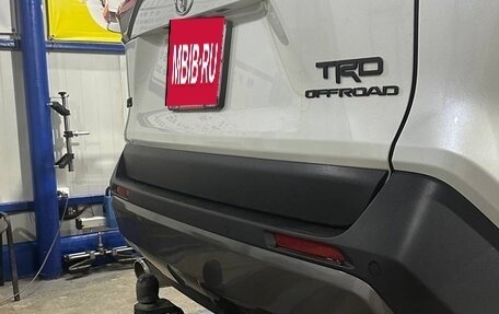 Toyota RAV4, 2019 год, 4 000 000 рублей, 22 фотография