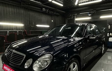 Mercedes-Benz E-Класс, 2005 год, 890 000 рублей, 5 фотография