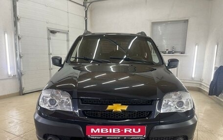 Chevrolet Niva I рестайлинг, 2014 год, 698 000 рублей, 2 фотография