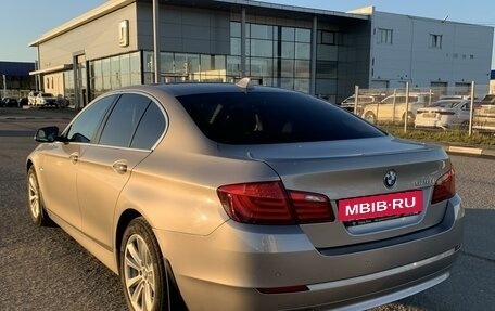 BMW 5 серия, 2012 год, 1 950 000 рублей, 3 фотография