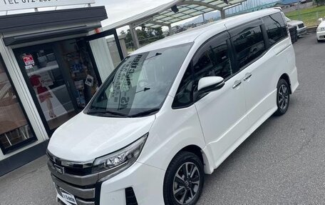 Toyota Noah III, 2019 год, 2 870 222 рублей, 3 фотография