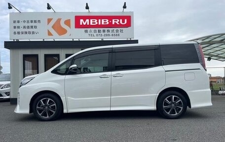 Toyota Noah III, 2019 год, 2 870 222 рублей, 8 фотография