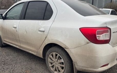 Renault Logan II, 2014 год, 700 000 рублей, 2 фотография