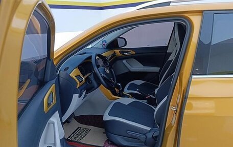 Volkswagen T-Cross I, 2020 год, 1 870 519 рублей, 13 фотография