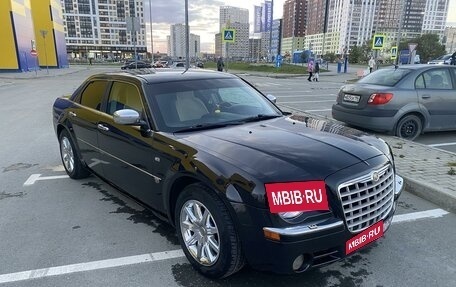 Chrysler 300C II, 2005 год, 1 430 000 рублей, 6 фотография