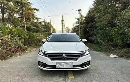 Volkswagen Lavida, 2021 год, 1 250 000 рублей, 1 фотография